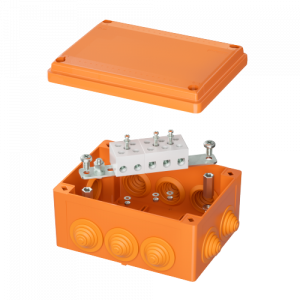 Коробка пластиковая FS с кабельными вводами и клеммниками, IP55,150х110х70мм, 5р, 450V,30A,16мм.кв